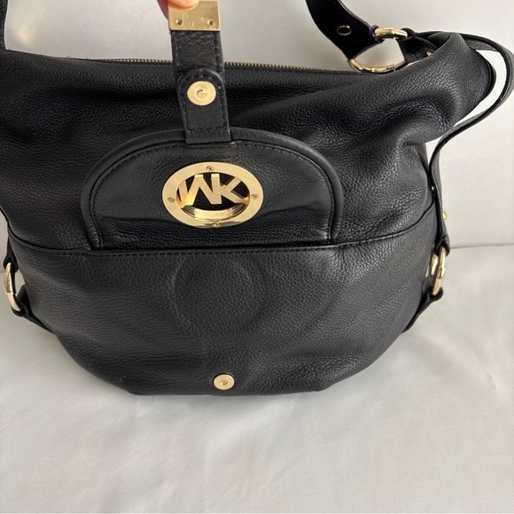 Michael Kors Black Hobo Bag Gold MK Logo & Wallet Set - Picture 8 of 14